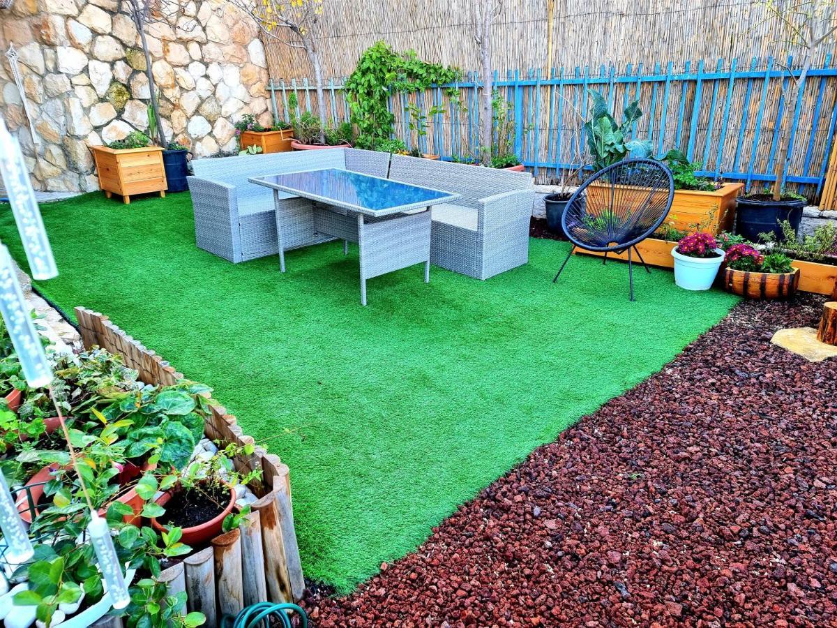 ירושלים Pleasant Cozy Sunny Room With Garden מראה חיצוני תמונה
